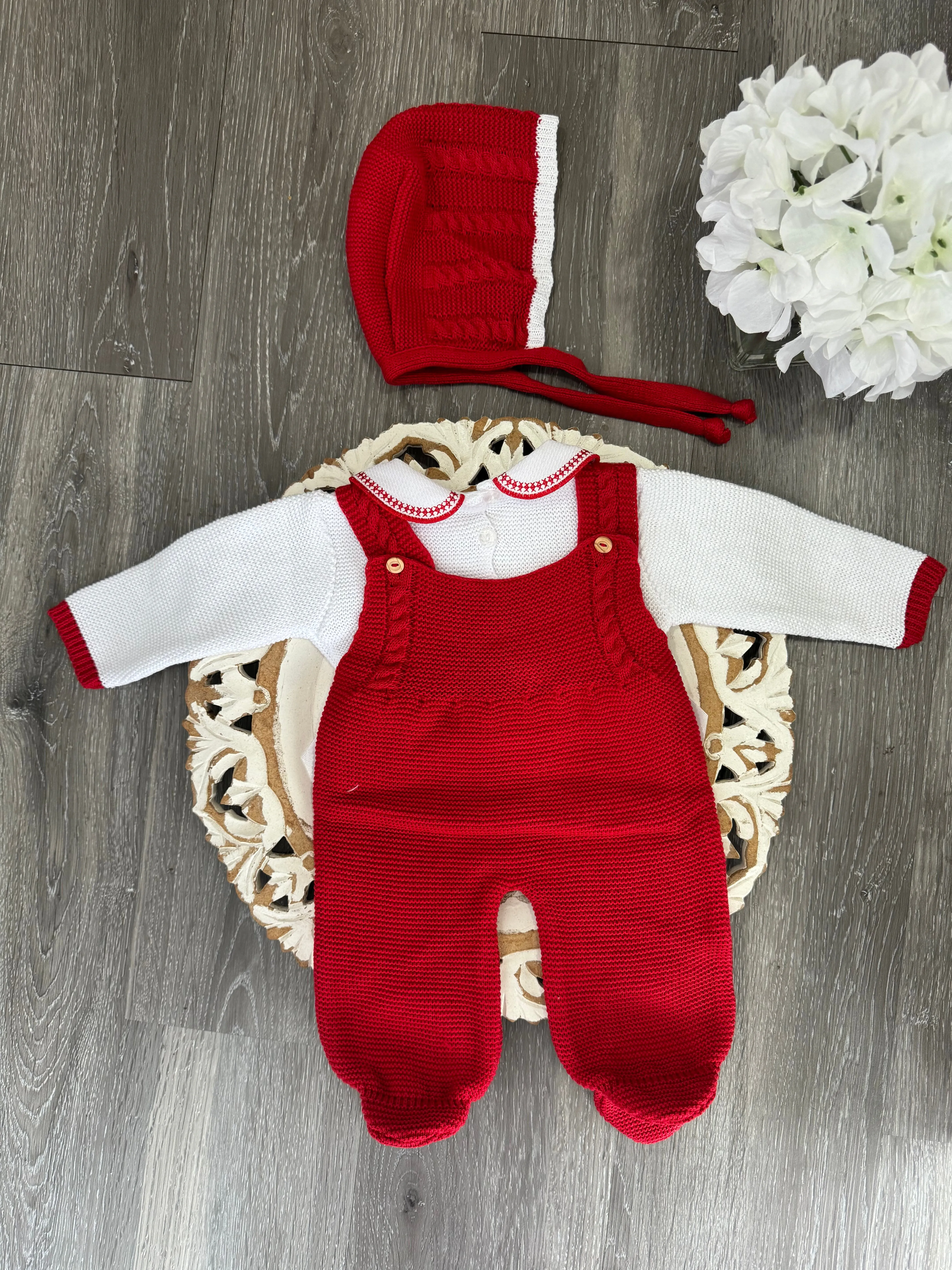 Double Bow Cable Knit Suspenders Style With Ruffle Collar Baby Knitted Romper in Red and White